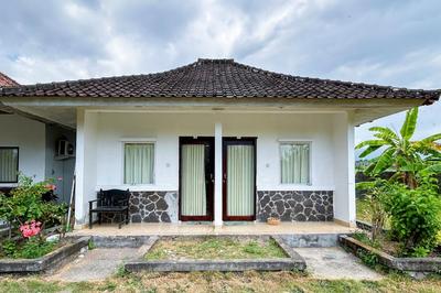 Hepi Bungalow Lovina Mitra RedDoorz