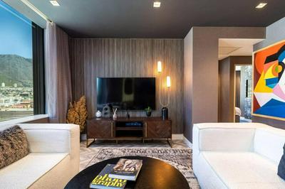 Luxury Elegant Designer two bed - AC & Views