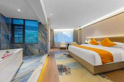 天门山云尚景豪酒店