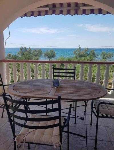 Seafront guest house Liverić