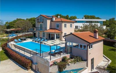 Villa Stephanie