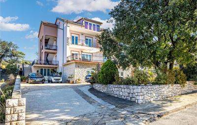 Awesome Apartment In Novi Vinodolski
