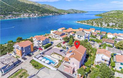 Amazing Apartment In Grebastica