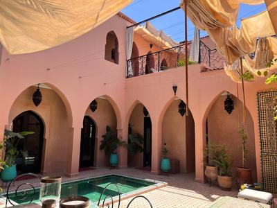 Riad Nadina
