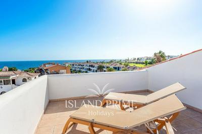 Seaview Roof Terrace in Heated Pool Complex FC736-2xE