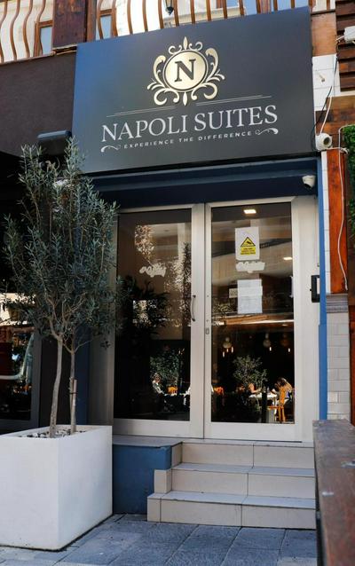 Napoli Suites Studios Aparthotel