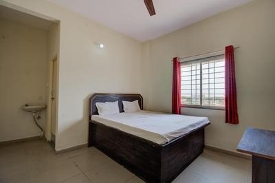 SPOT ON San Tower Hotel