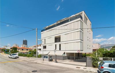 Cozy Apartment In Split With Wifi