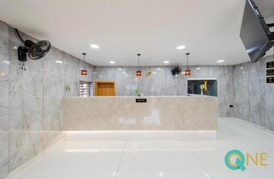 Glitz Hotels- Q One Plaza