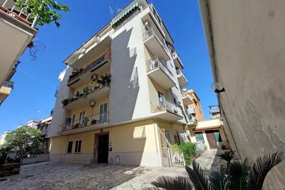 Centocelles Flat by DomusDimore