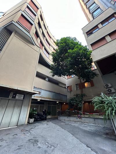 Bilocale in Grattacielo by PortofinoVacanze