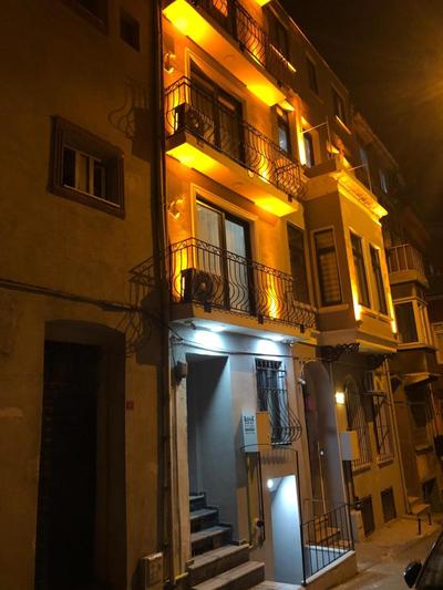 A Cozy Nest for Your Charming Stay in the Heart of Istanbul