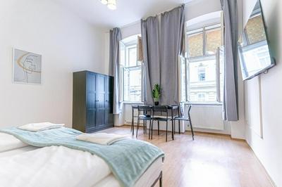 Comfortable 2BR Apt for 5, Near Wiener Stadthalle