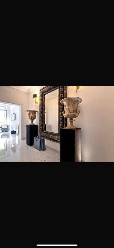 Daphne Trevi Suites