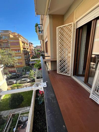 Ostium Domus