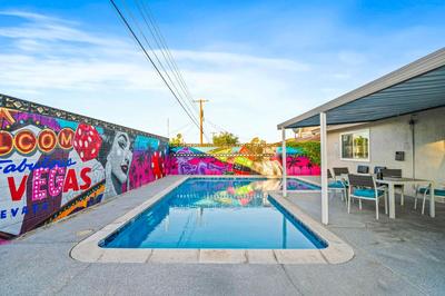 Highly Upgraded 4bd2bath Home With Private Pool, Billede 2