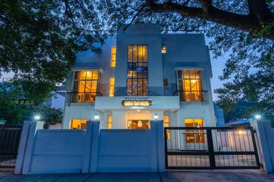 Treebo Ivory White Inn