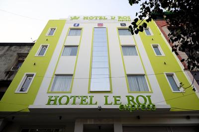 Hotel Le Roi Express Karol Bagh
