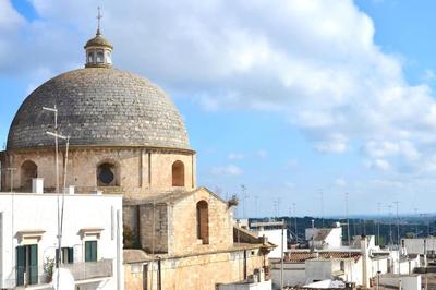 18th Century House with Rooftop in Central Ceglie
