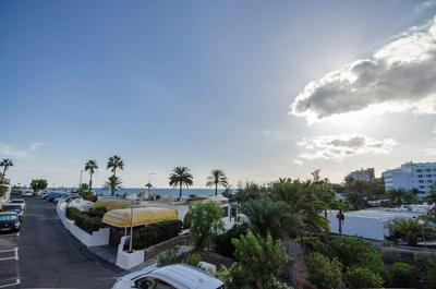 Terraced 2 bedroom beach rental