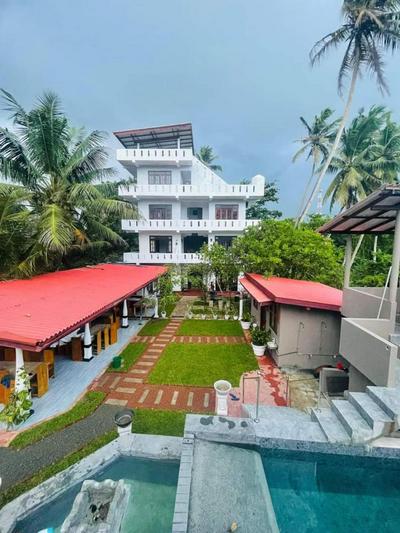 Relax House Water Villa