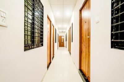 Hotel O Pardi Near Kalamna Market