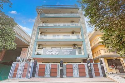 Hotel Greysky Medicity Gurgaon Modern Rooms, Prime Location, Affordable Rates I Near Medanta