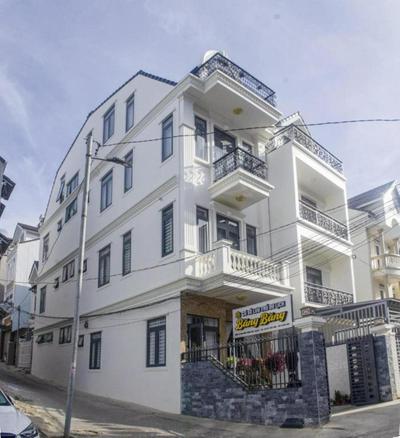 Băng Băng Hotel