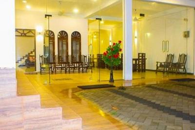 Green Bird Home Stay & Yala Safari