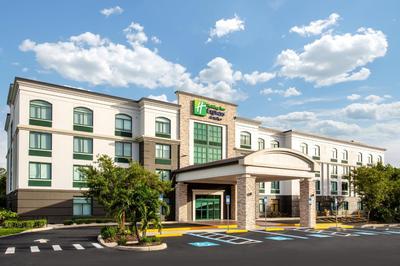 Holiday Inn Express & Suites Bradenton East-Lakewood Ranch by IHG