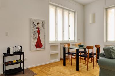 Just Urban Stays - Nuovo e Luminoso Trilocale in Centro - metro M2 e M4