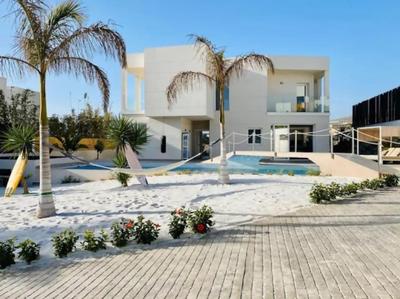 Paraiso House