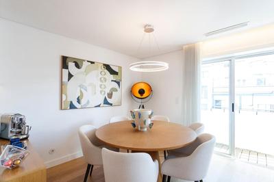 Luxury Suite With Balcony and Shared Accommodation in The Parque Eduardo VII Area