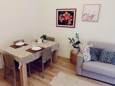 Elegant, cozy, between the centre and the seaside