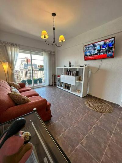 Departamento de 4 ambientes con balcón Amenabar y Pedraza