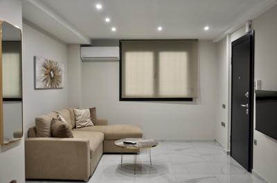 TheVacationers 1, New Studio Skg Downtown