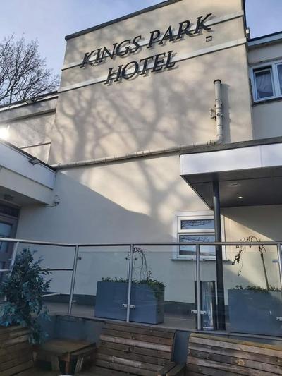 Kings Park Hotel
