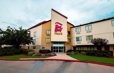 Red Roof Inn PLUS+ Houston - Energy Corridor