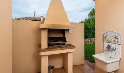 Villa Mistral
