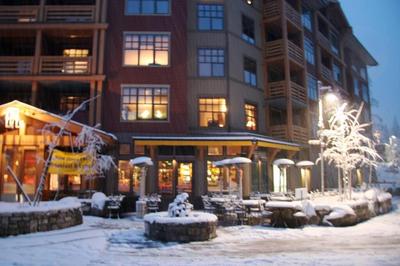 Ski-in Ski-out - Steam Room - Massage Chair