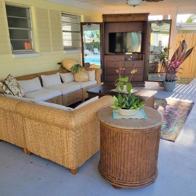 Charming Oasis with Pool - Walk to Beach & Flagler Ave - Cozy, Pet-Friendly, Perfect Location!