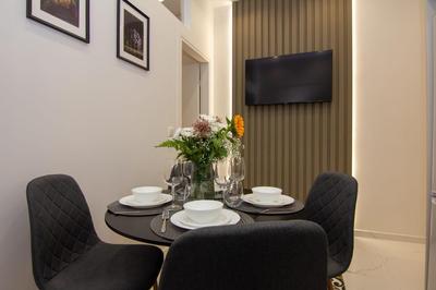 Comfy 2 bedroom apartment in Exarchia