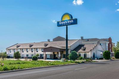 Days Inn by Wyndham Lamar