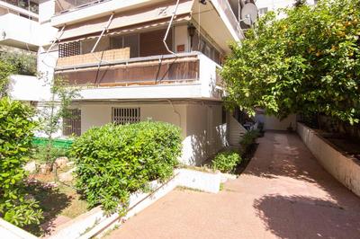 Private apartment close to the beach