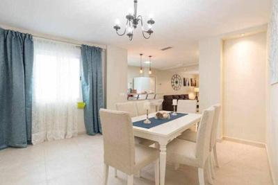 Spacious apartment near the Cathedral