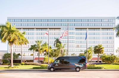 Hilton Palm Beach PBI