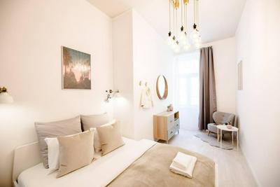 Brand new stylish very central apartment