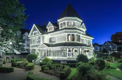 Pendray Inn and Tea House