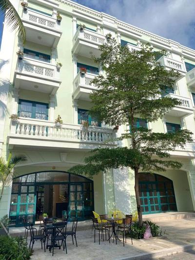 Marina resort Waterfront Minh Phu Quoc beach swimming pool