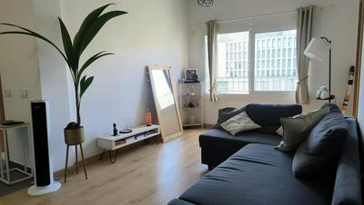 Bright and comfy remote work Bcn